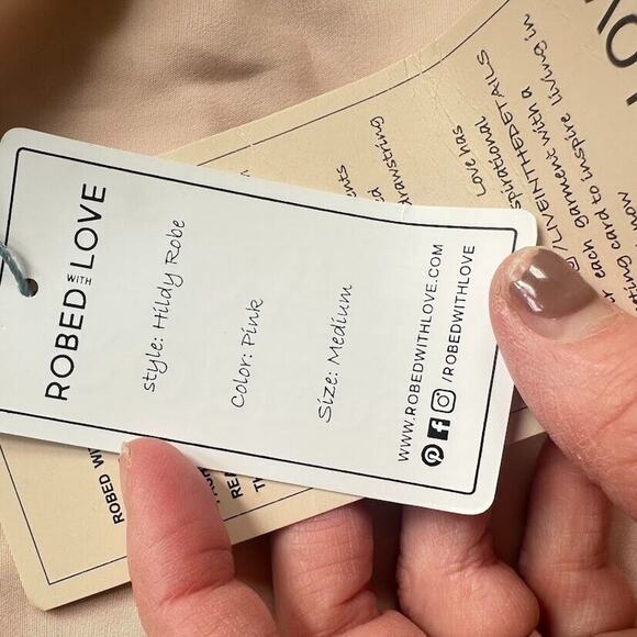 Robed with Love Pink Hildy Robe Short Tie Belt Satin Floral Sheer Size Medium M - Picture 6 of 16